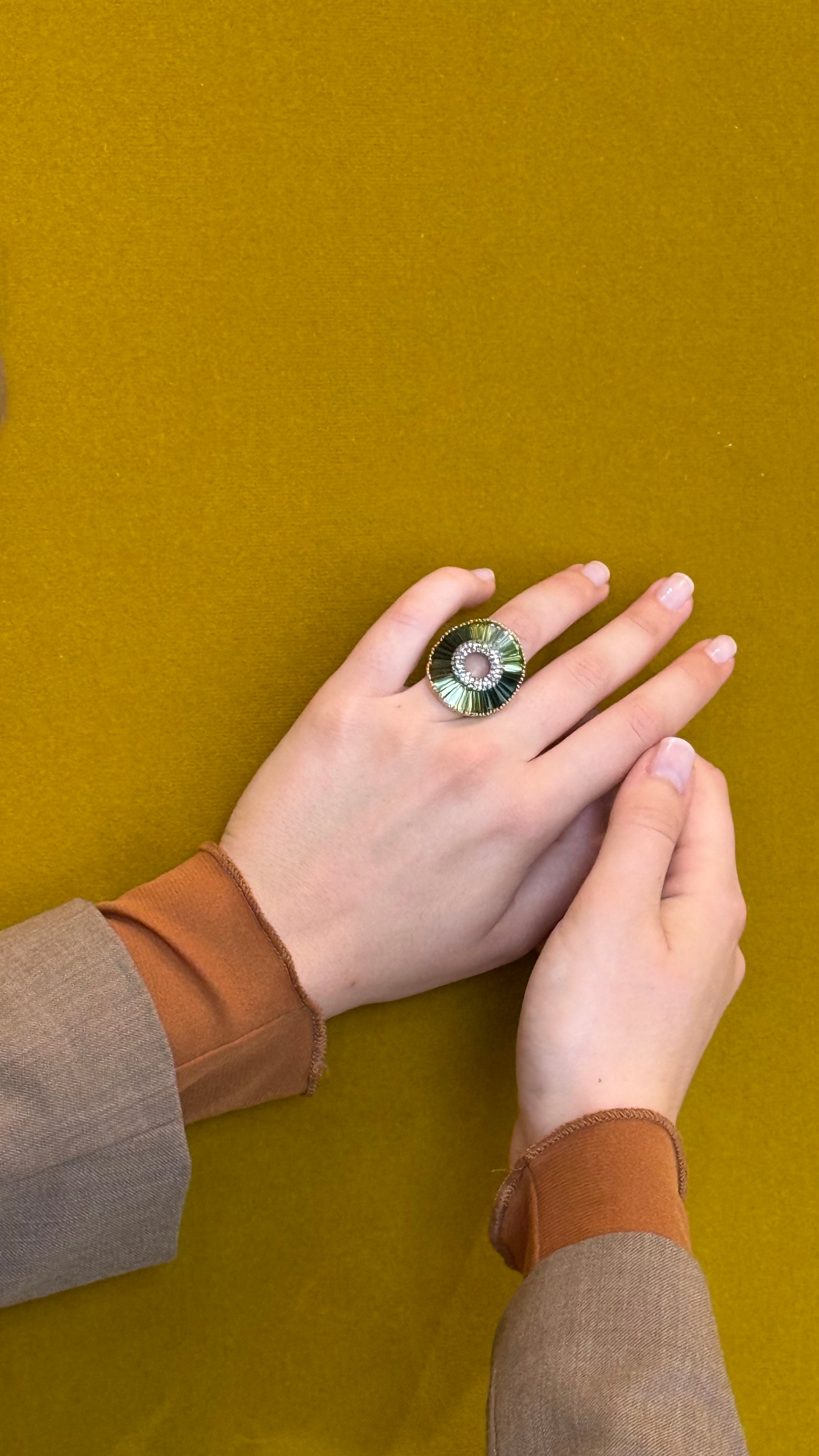 Sensu Pleated Collar Ring - Green Tourmaline