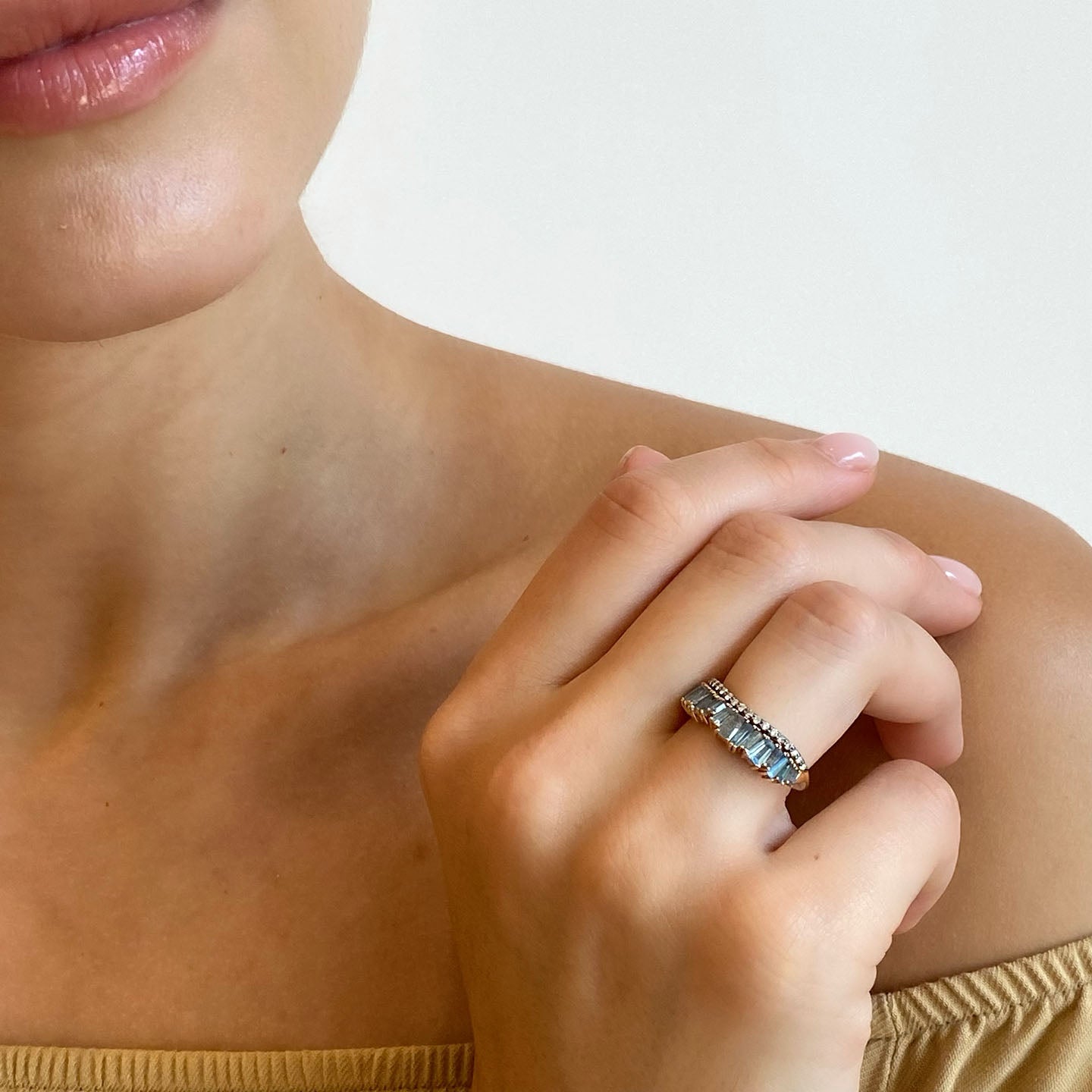 Single Ruched Band Ring - Aquamarine & Labradorite