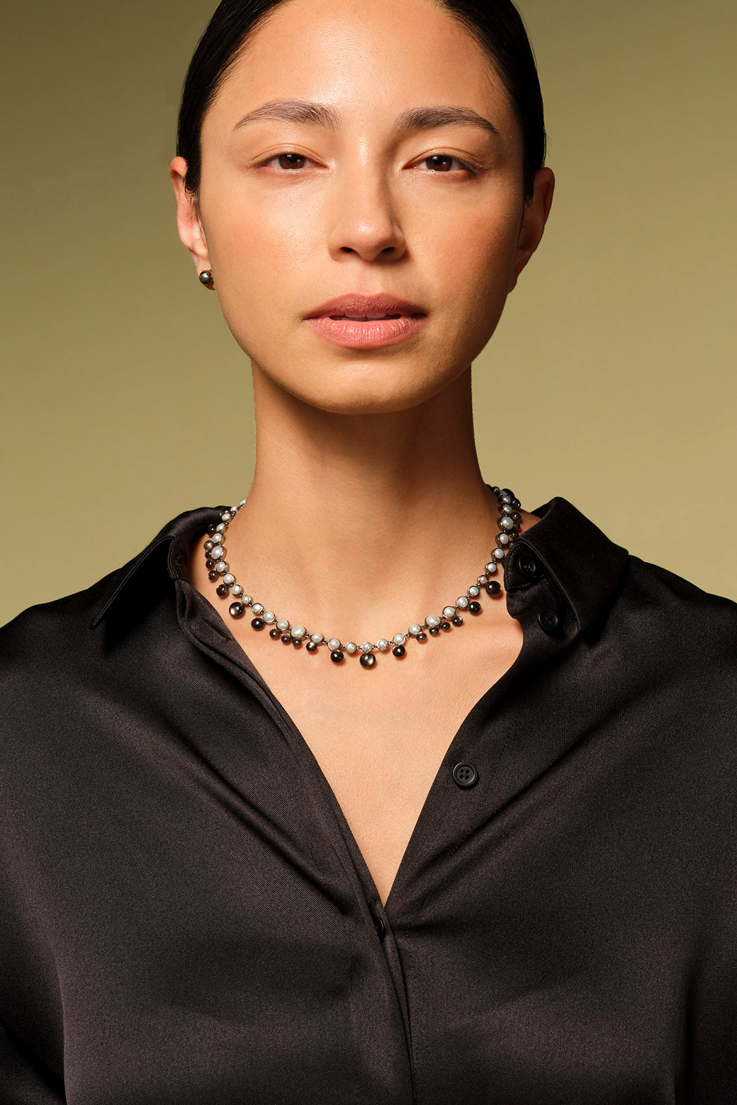 Bubble Tiered Rivière Necklace - White Pearl & Black Sheen Moonstone