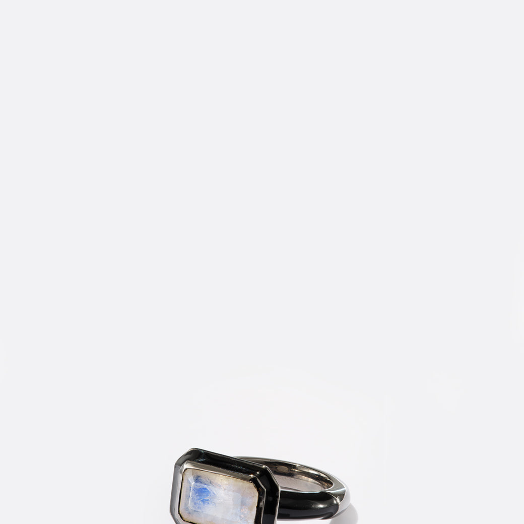 East-West Deco Lacquer Solitaire Ring - Rainbow Moonstone