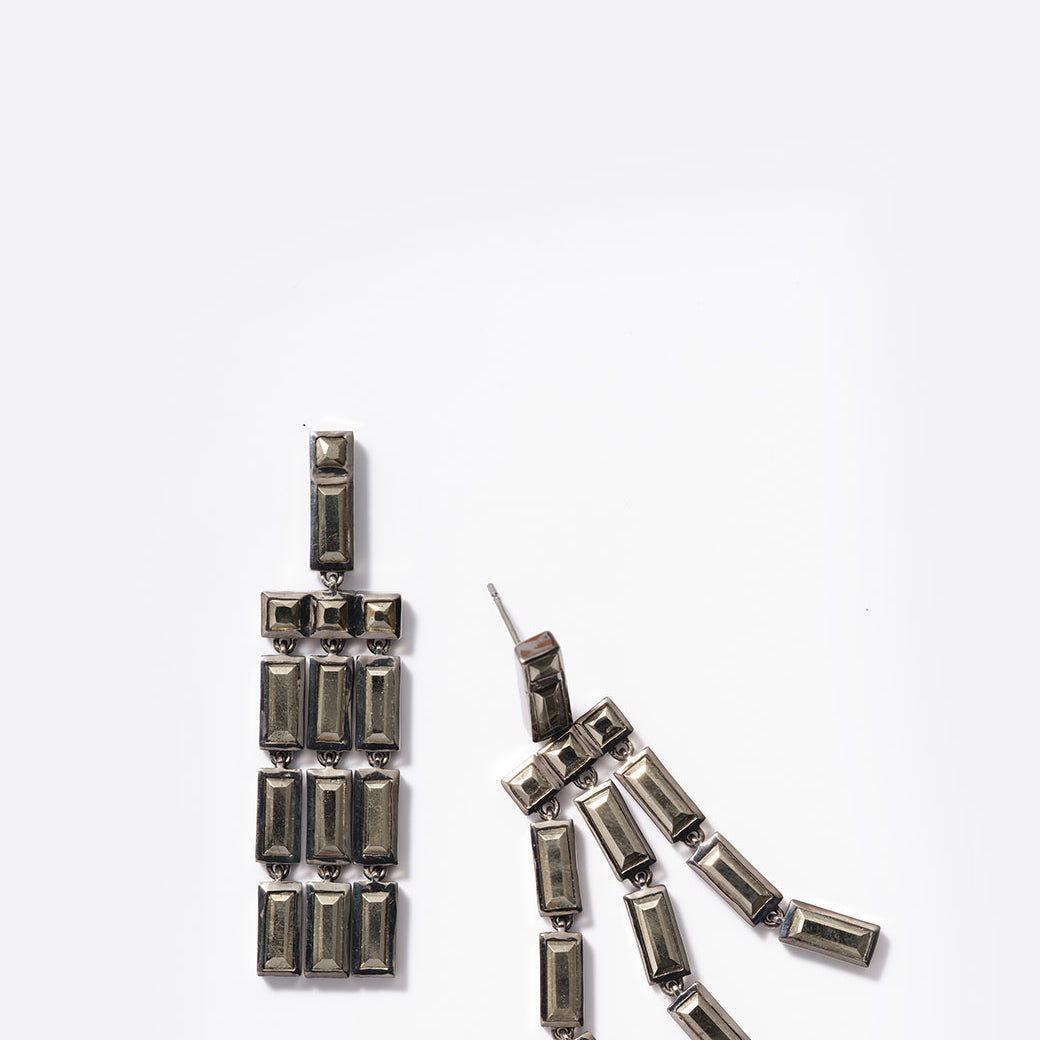 Paintbrush Fringe Earrings pyrite