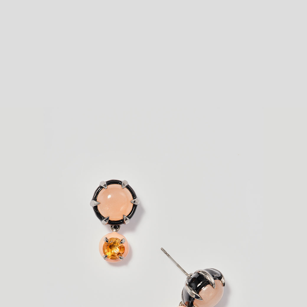 Spyglass Earrings - Peach Moonstone