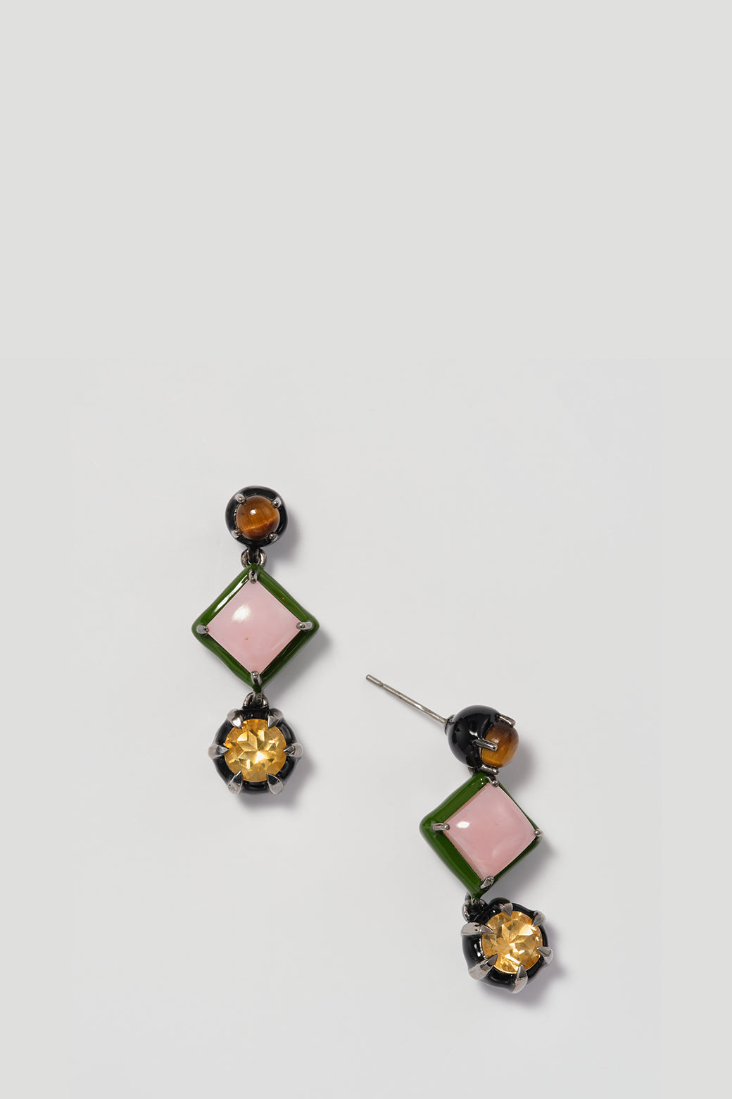 Trophy Earrings - Pink Opal
