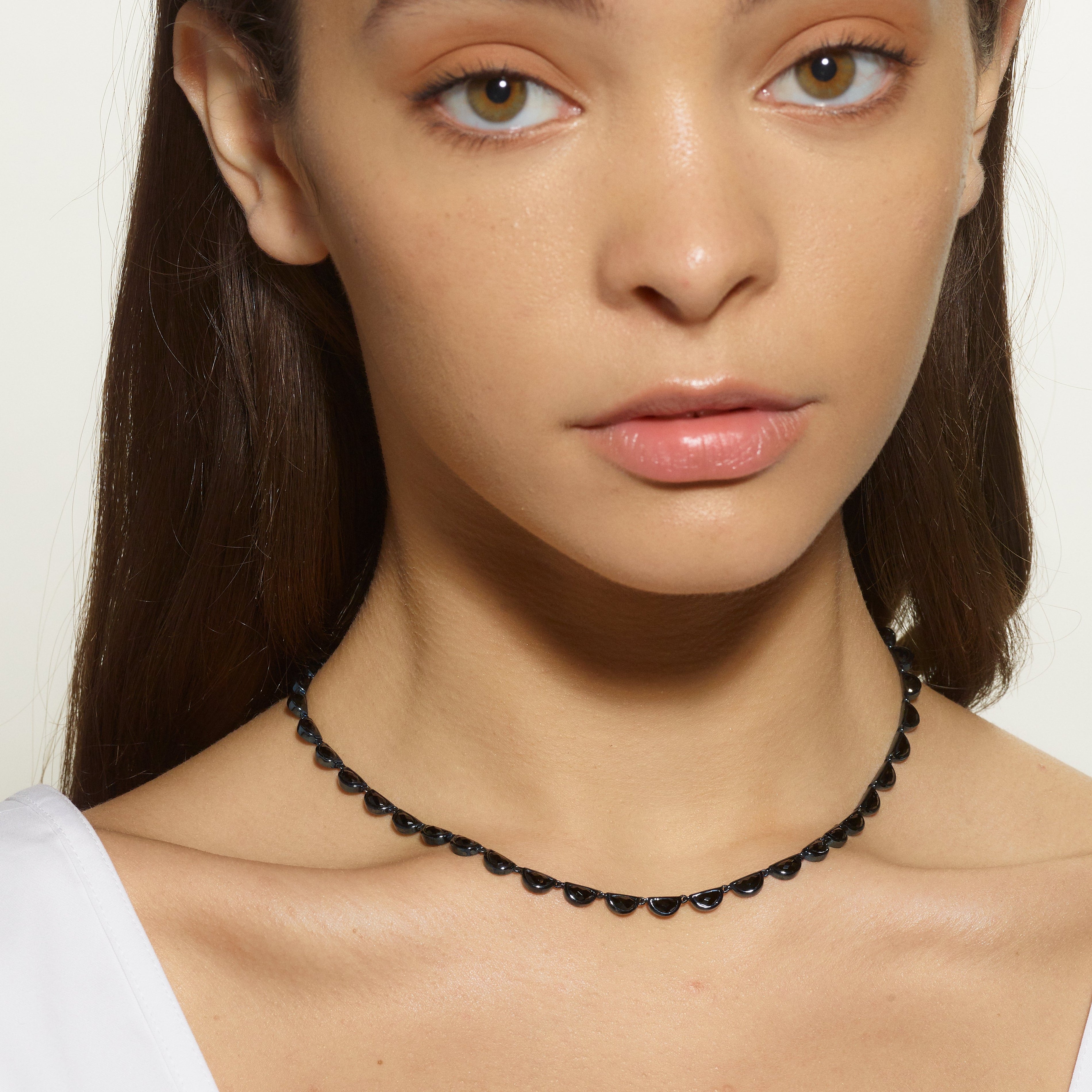 Small Scallop Rivière Necklace - Black Spinel
