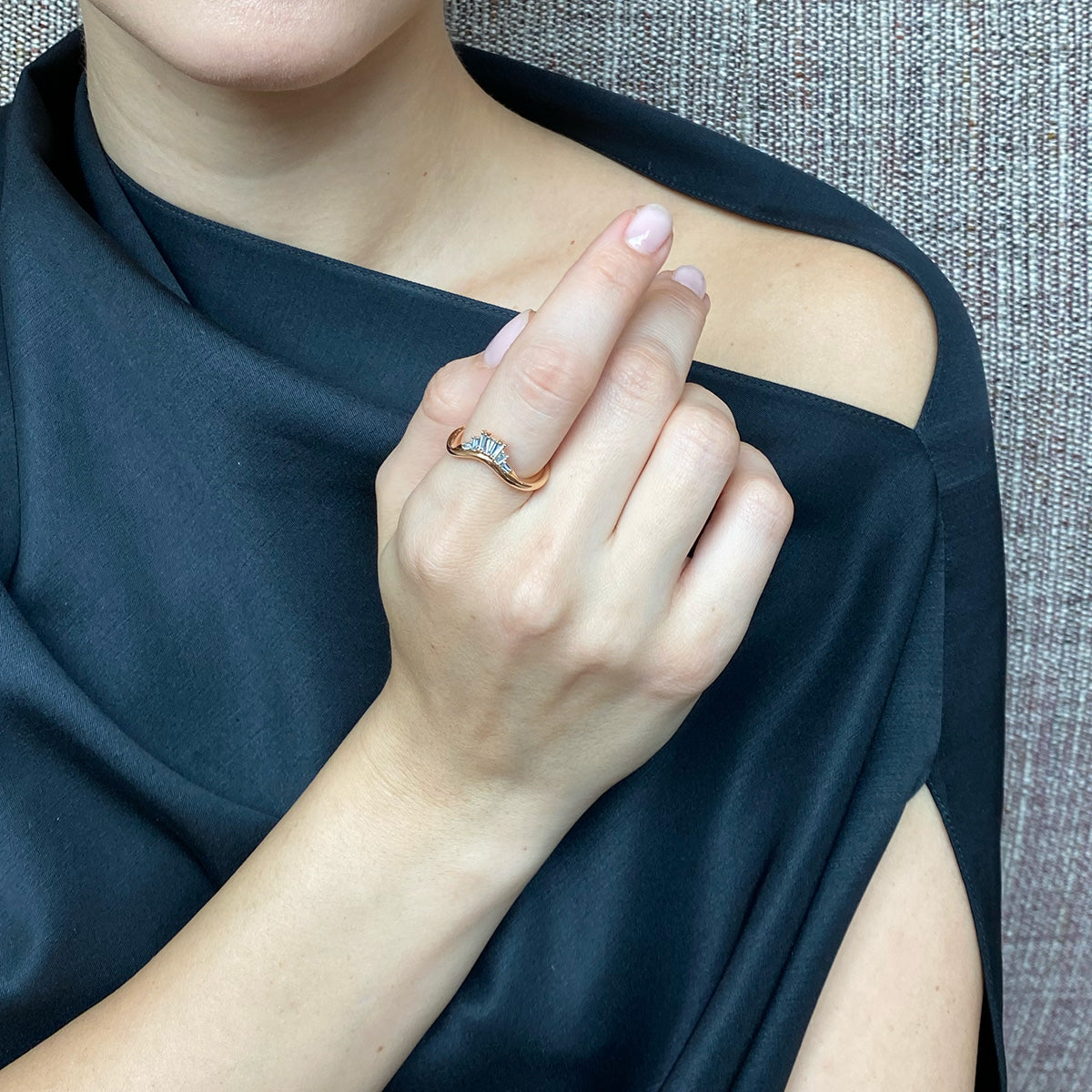 Bump Ruched Ring - Diamond