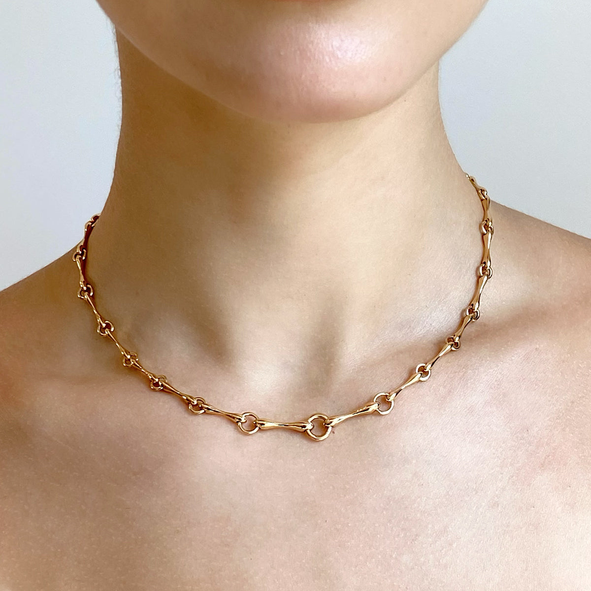Long Baton Chain Necklace - Invisible Clasp