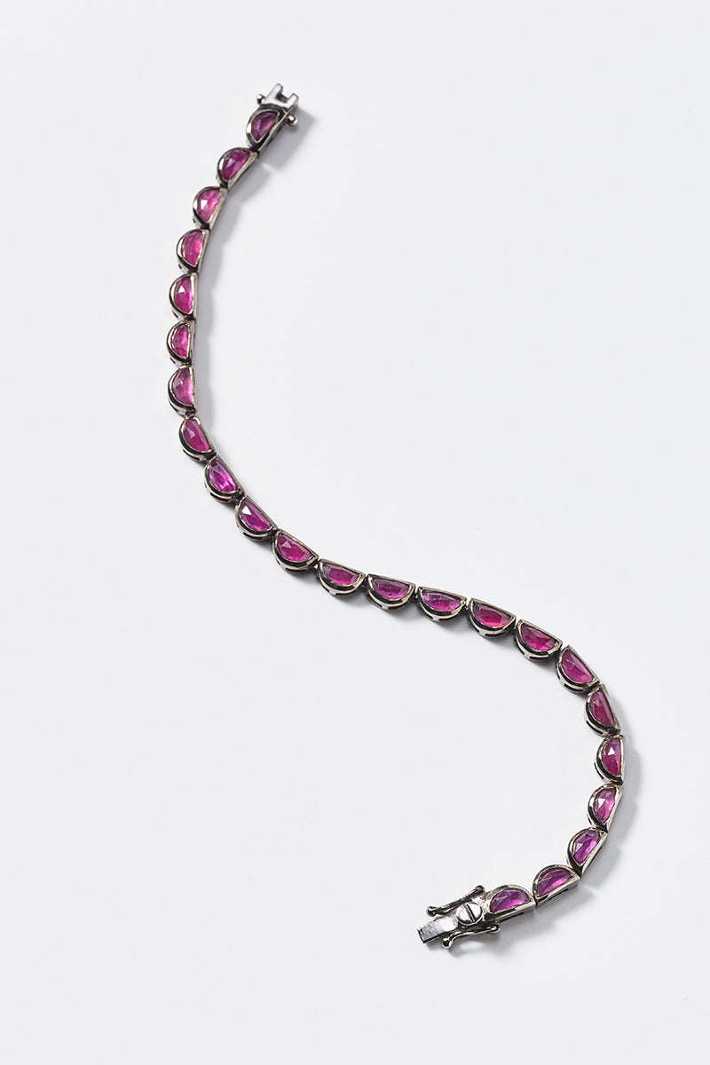 Small Scallop Tennis Bracelet - Ruby