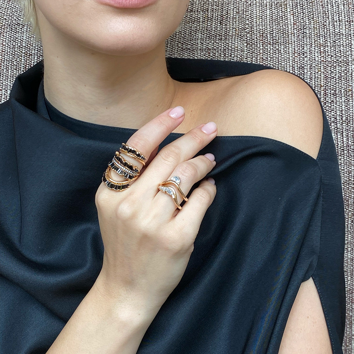 Triple Ruched Ribbon Ring - Black Spinel