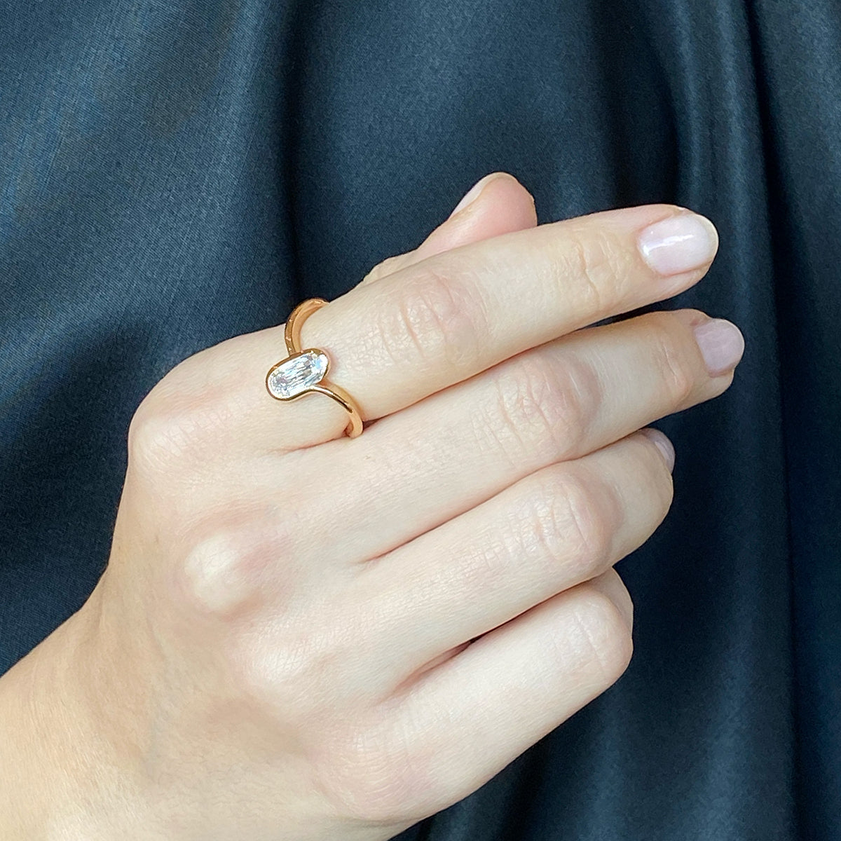 Twist & Tie Oval Solitaire Ring